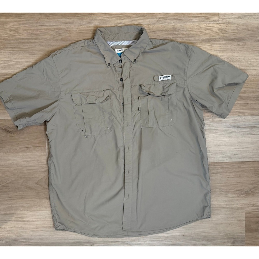 Magellan Outdoors Beige Fish Gear Relaxed Fit Short Sleeve‎ Button Up Size XL